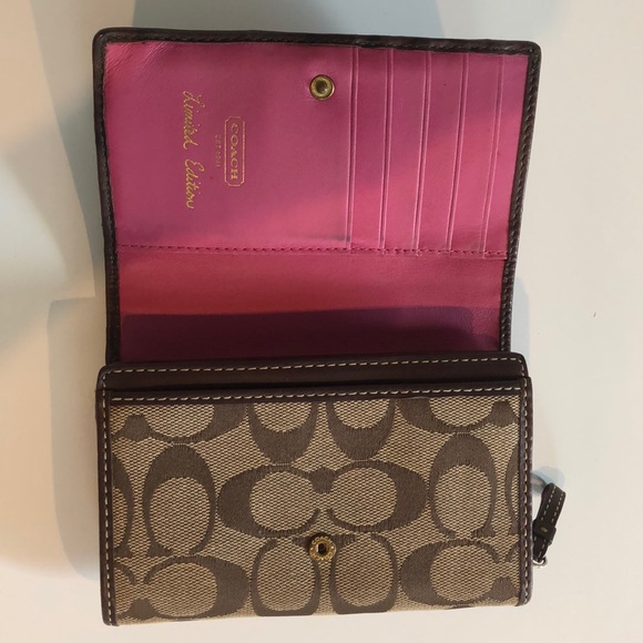 COACH limited edition wallet - Picture 2 of 3